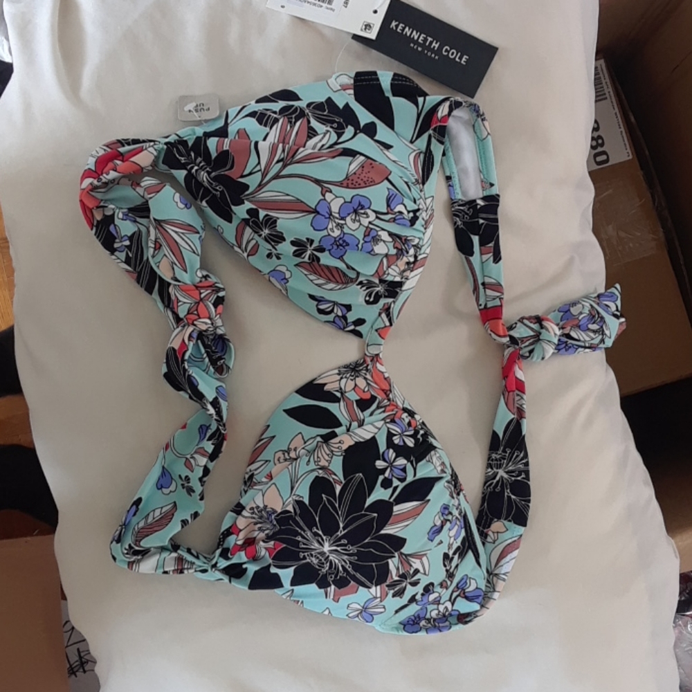 Kenneth Cole womens NewYork halter bikini top